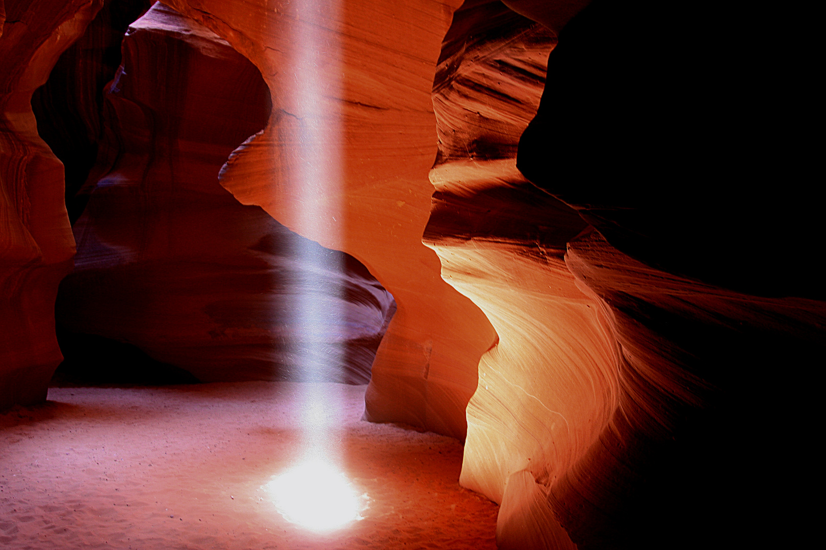 Mazzogiorno all'Antelope Canyon