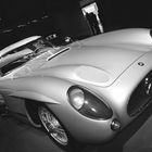 MB 300 SLR