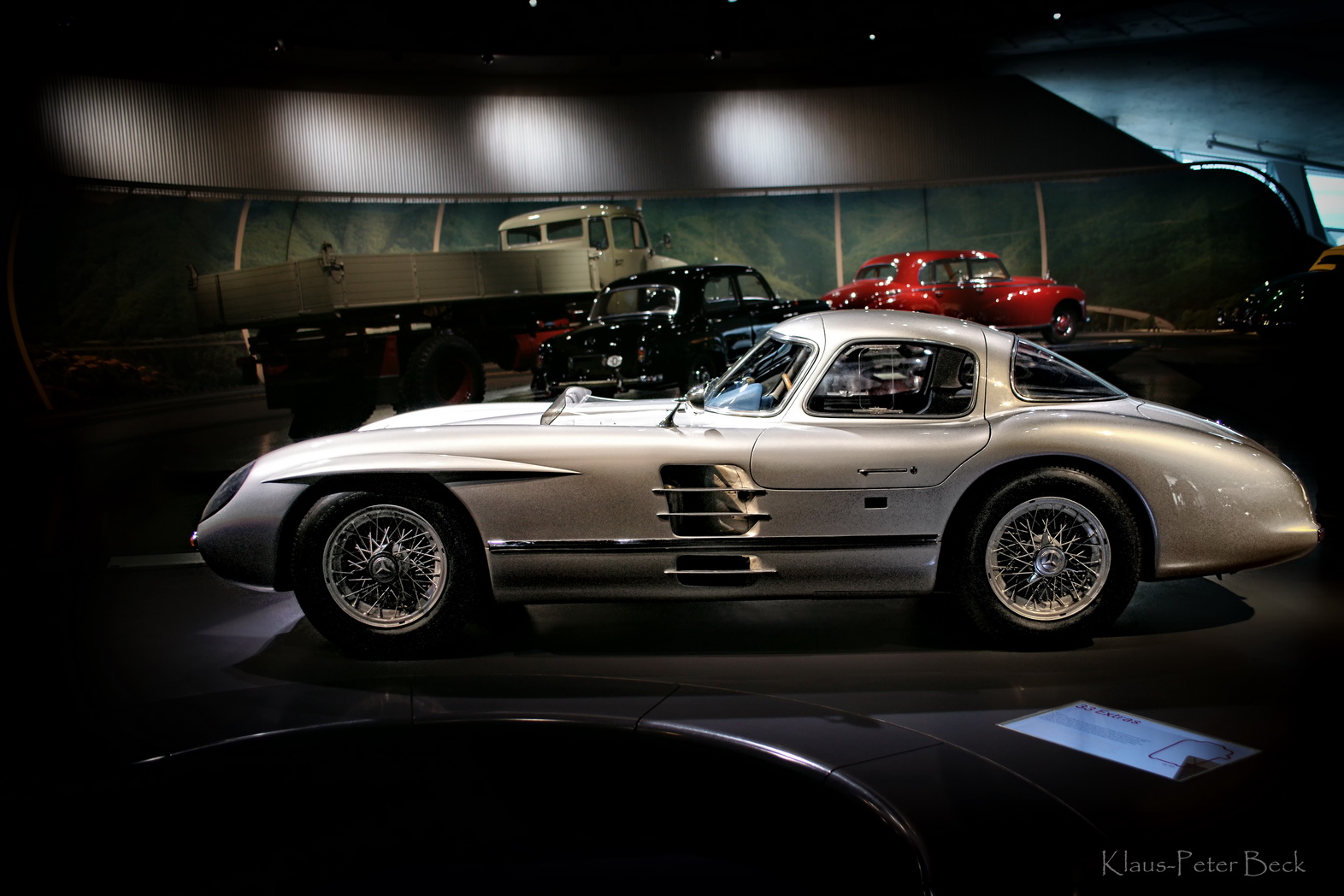 MB 300 SLR