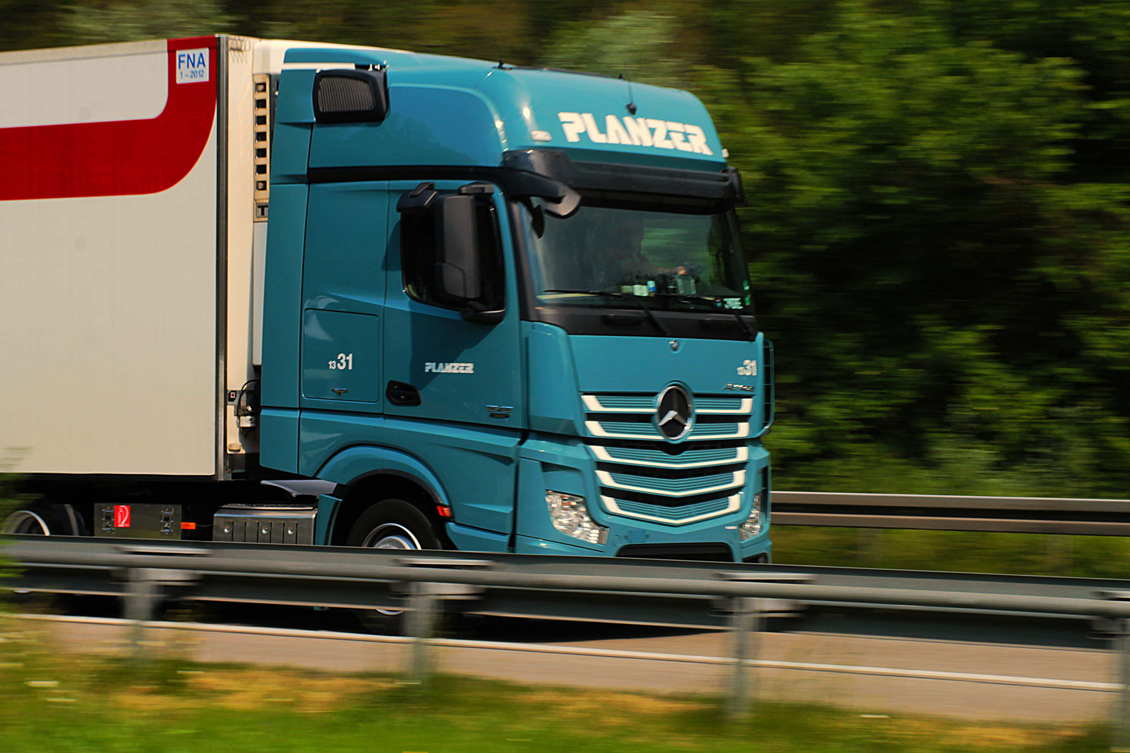 MB Actros