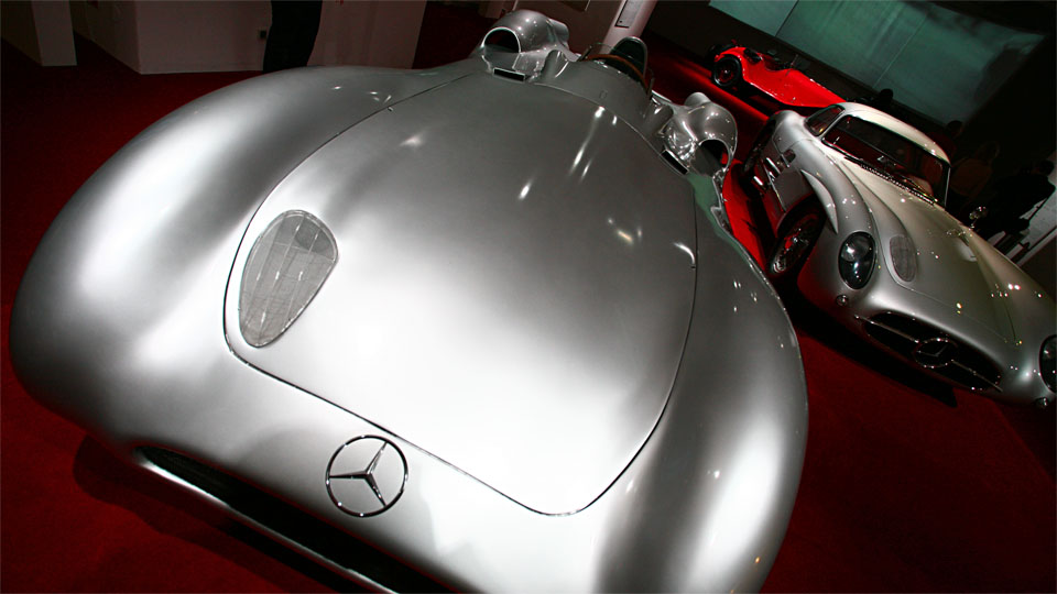 MB W 196 Silberpfeil & 300 SLR Uhlenhaut Coupe, 1955, 'Chromjuwelen', Technisches Museum, Wien / A