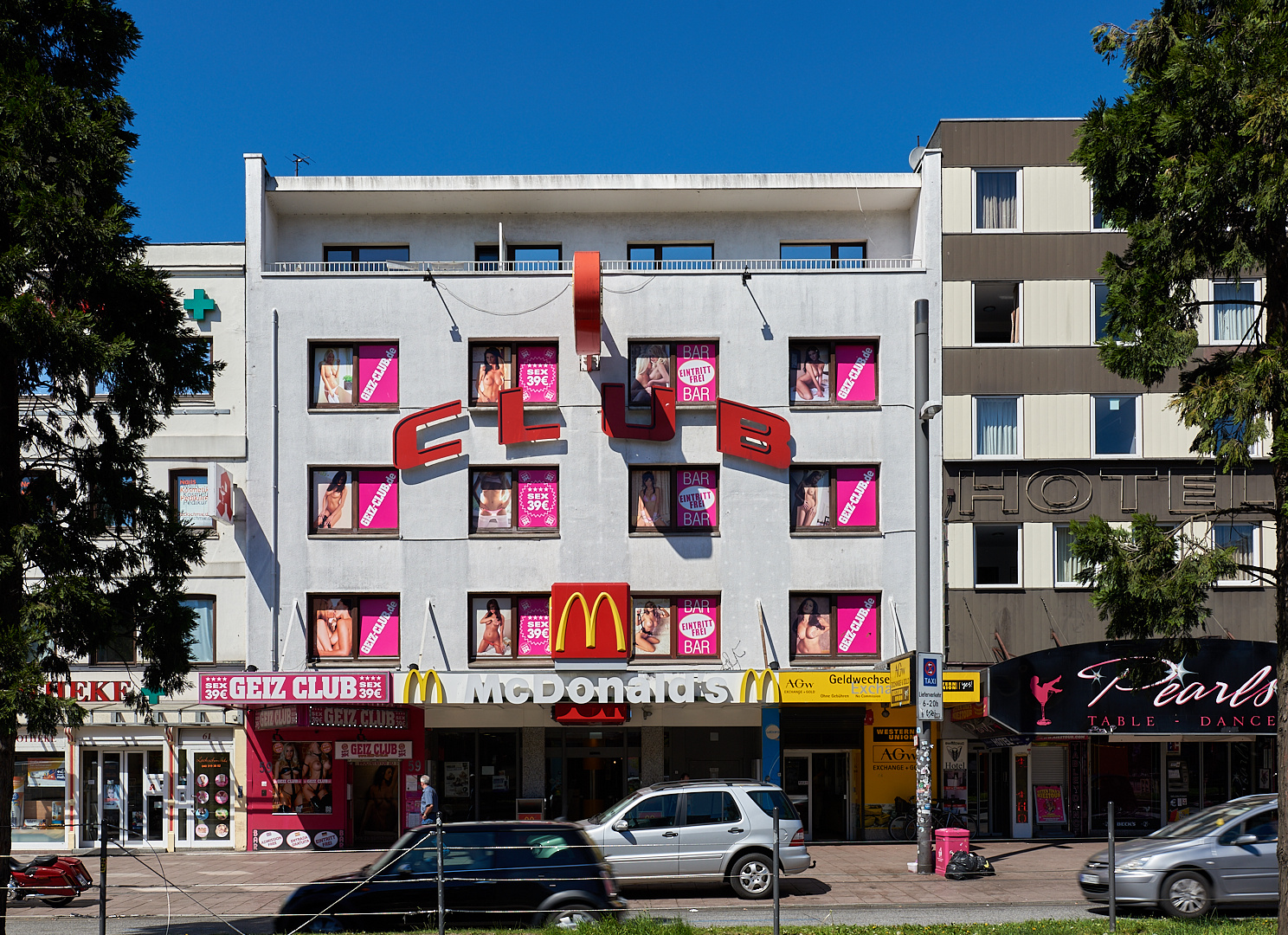 McDonald's-CLUB?  Hier gibt es wohl das schärfste Essen in ganz Hamburg.