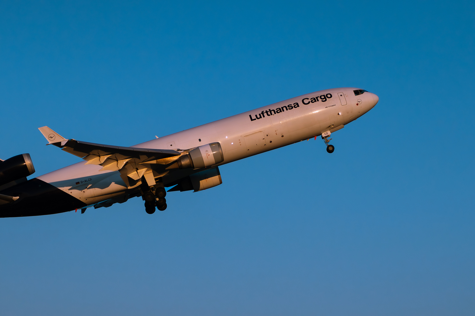 McDonnell Douglas MD-11F (Lufthansa Cargo)