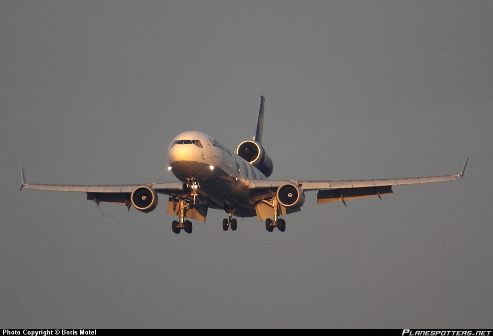 McDonnell Douglas MD-11F Lufthansa Cargo *MD11*