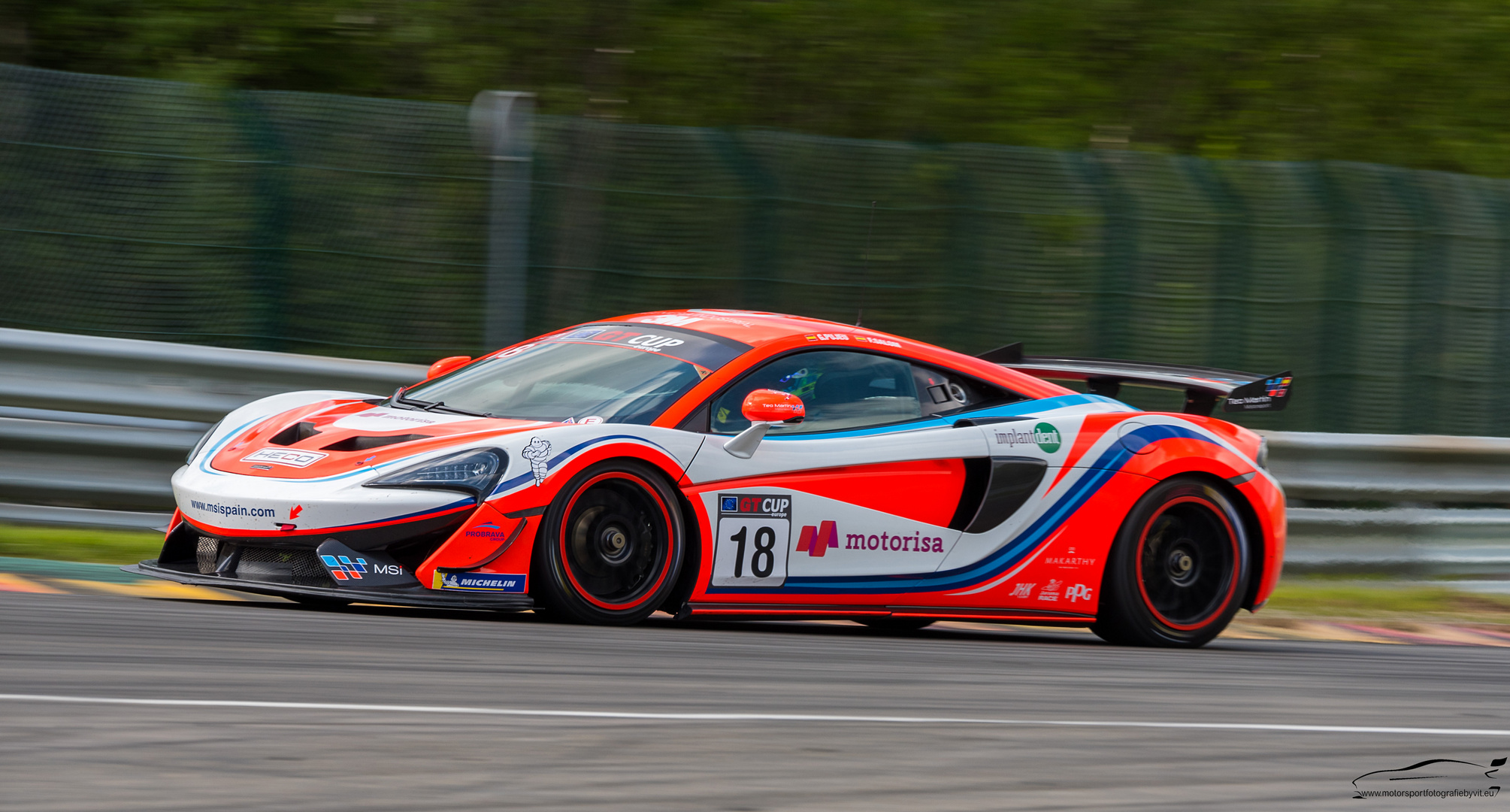 McLaren 570S 