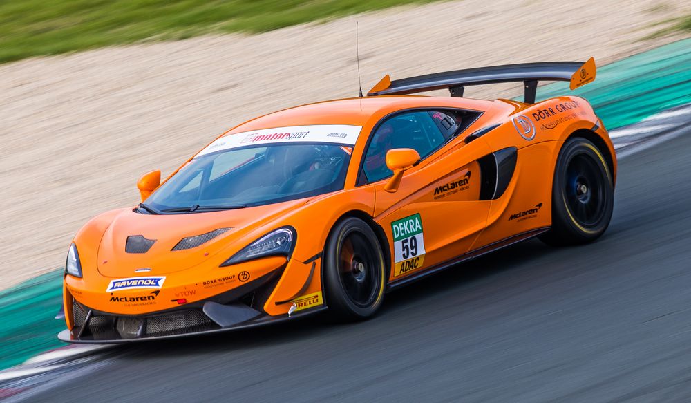 McLaren 570S GT4