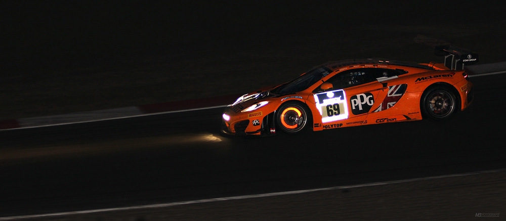 McLaren at night