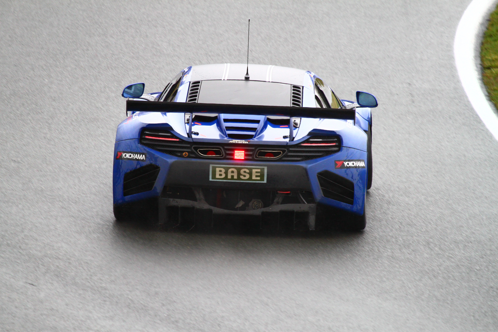 McLaren MP4-12C GT3 Sascha Bert / Luca Ludwig