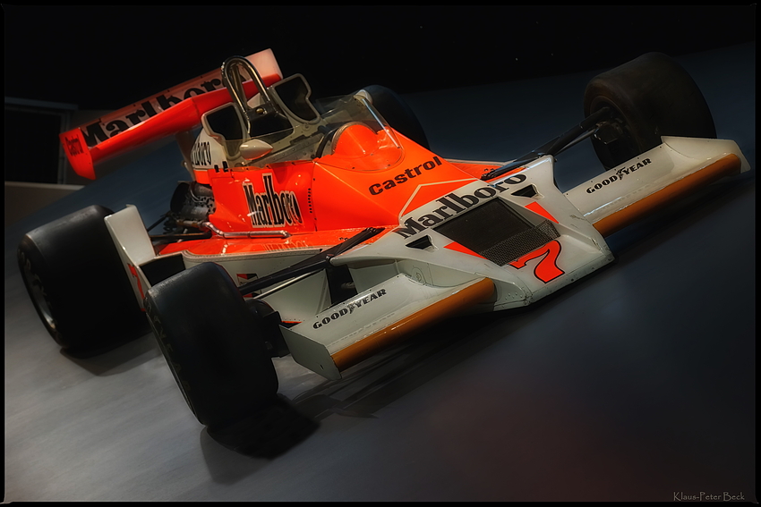 McLaren / Typ M26