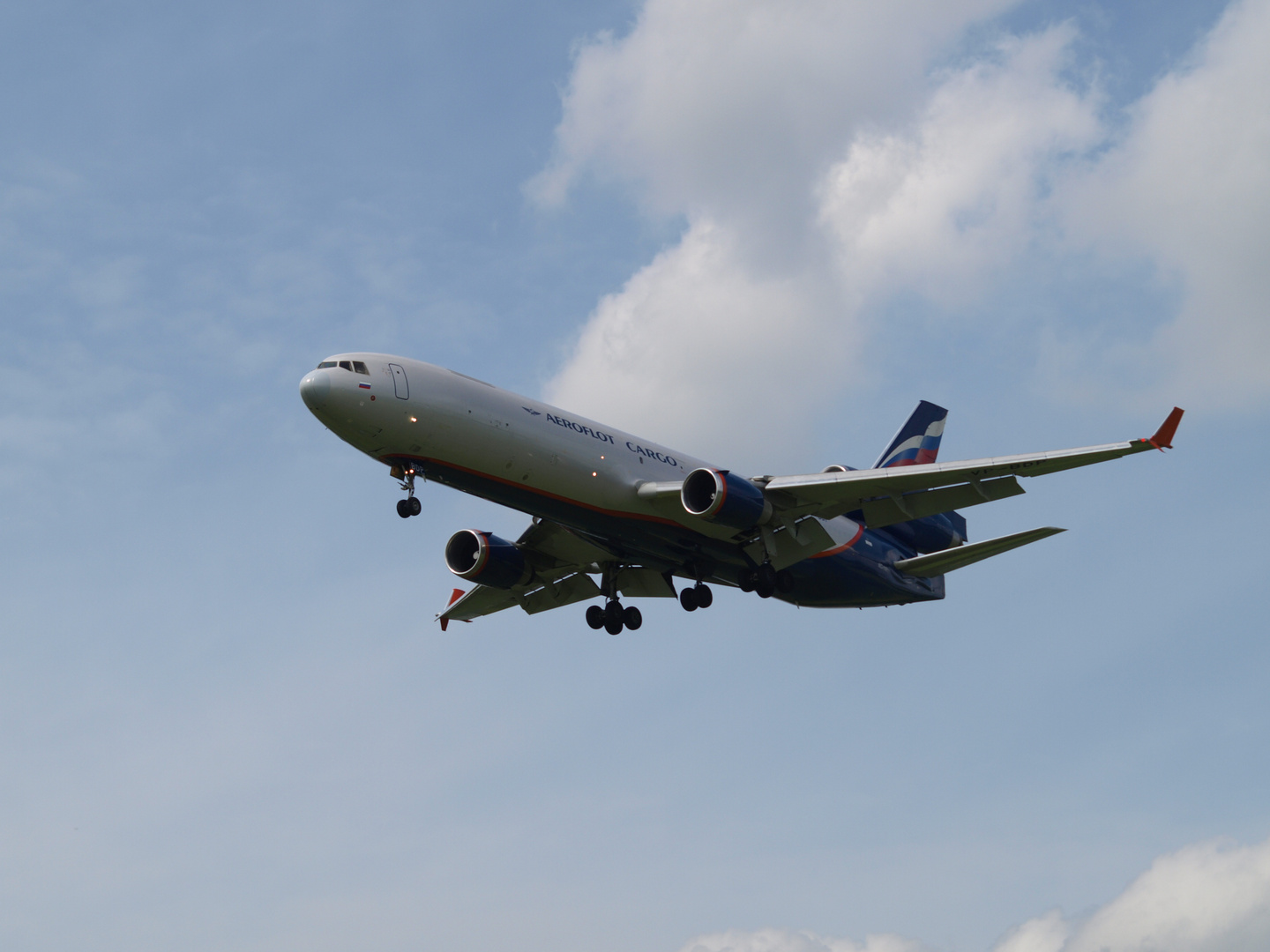 MD 11 Aeroflot approaching Frankfurt - Hahn Airport