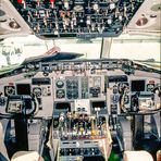 MD-80 Flight Deck