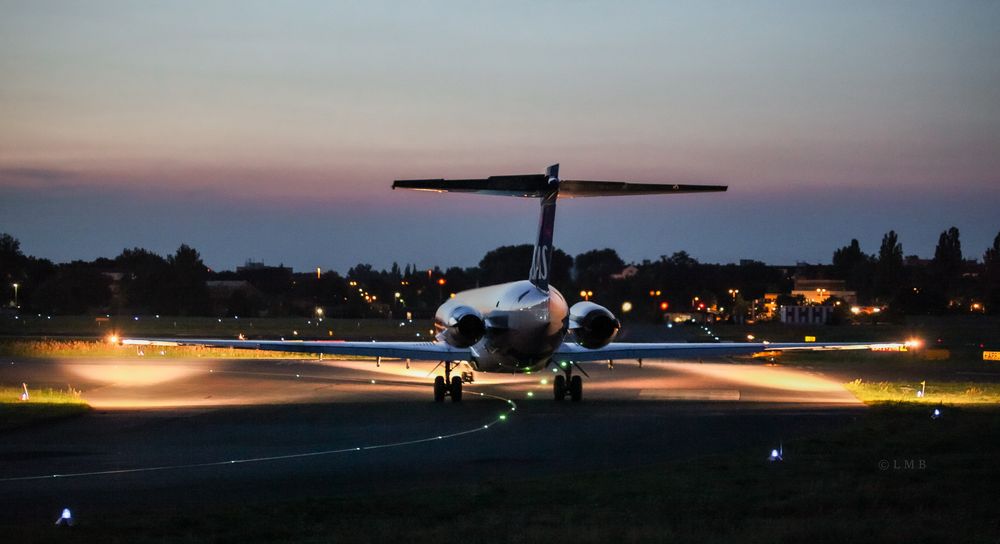 MD-87 Headlights