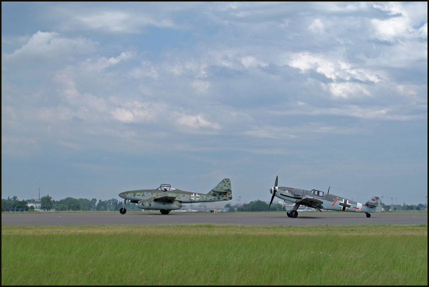 Me 262 und Me 109 ... kurz vor dem Start