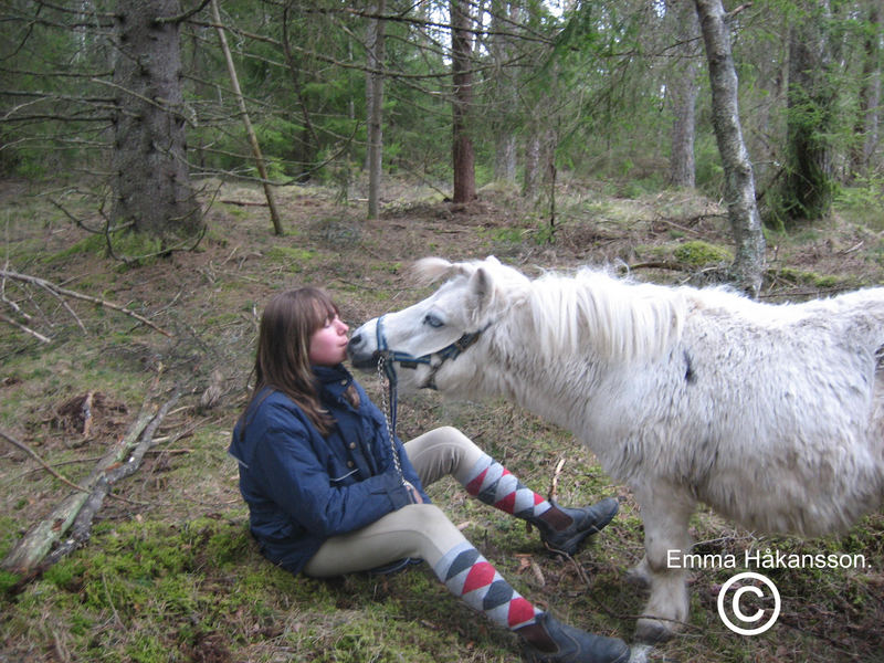 Me and my shetlandspony, he kiss me :)