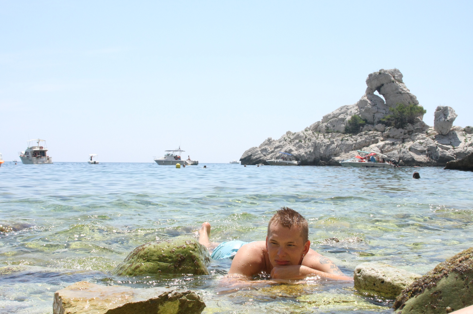 mec à la plage de galet