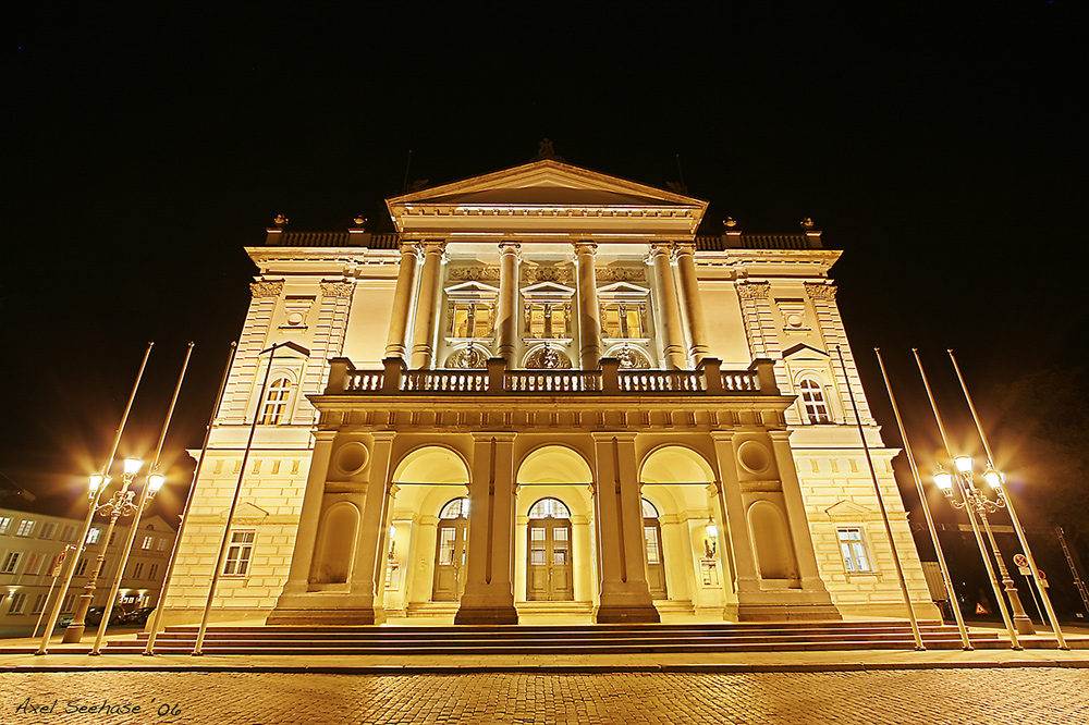 Mecklenburgisches Staatstheater in Schwerin - DRI