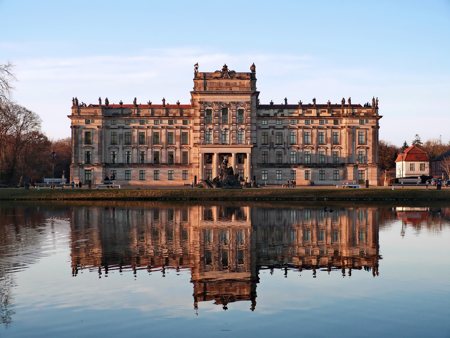 Mecklenburgisches Versailles im Spiegel