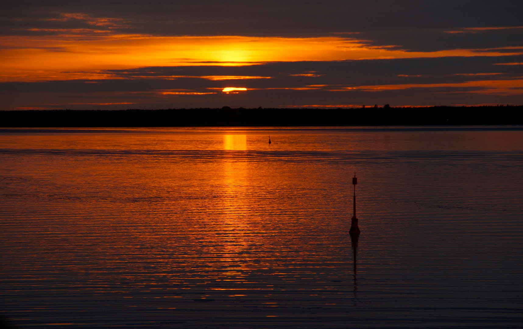 MecPom: Sonnenuntergang über dem Barther Bodden ...