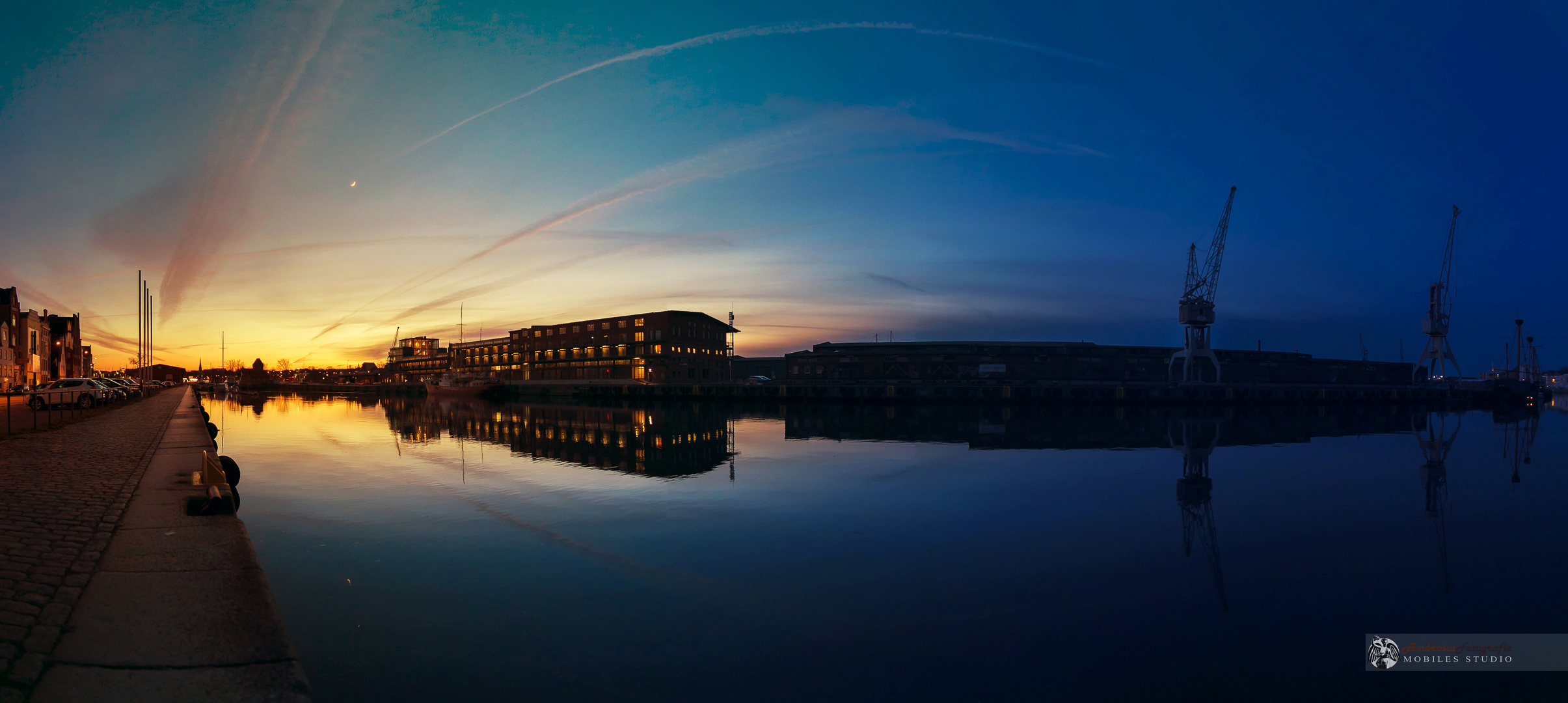 Media Docks & alte Hafen