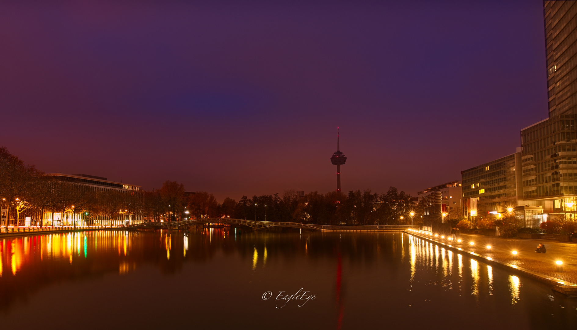Mediapark Köln Foto & Bild architektur, architektur bei nacht