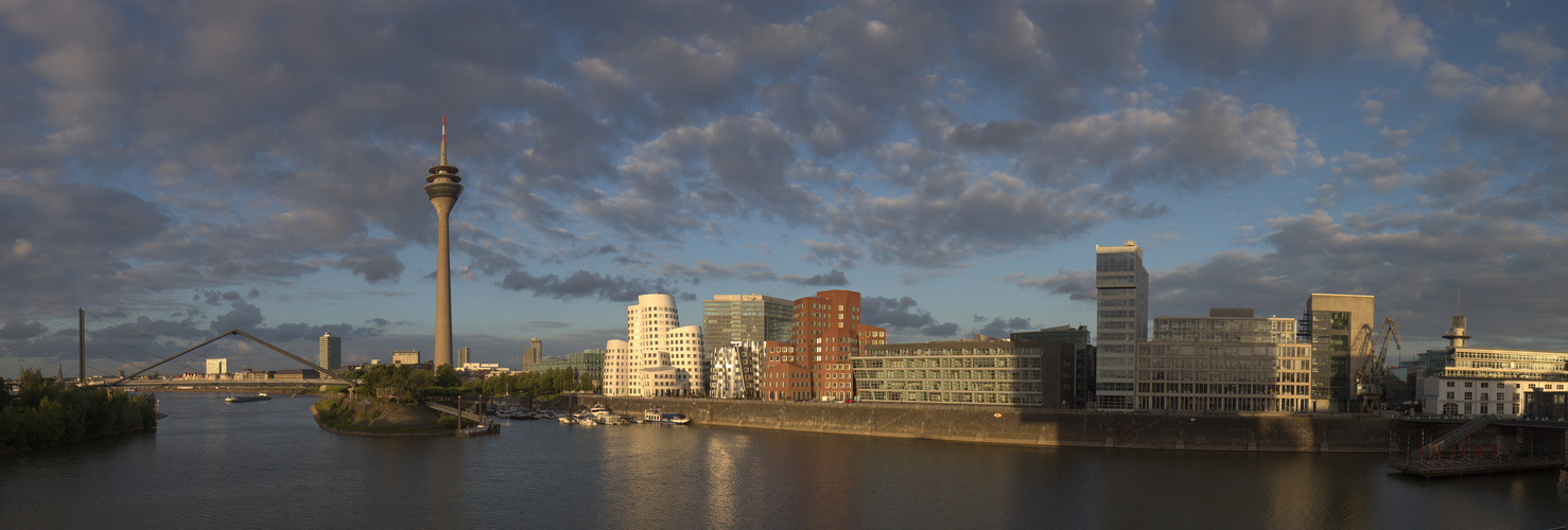 Medienhafen Abendstimmung