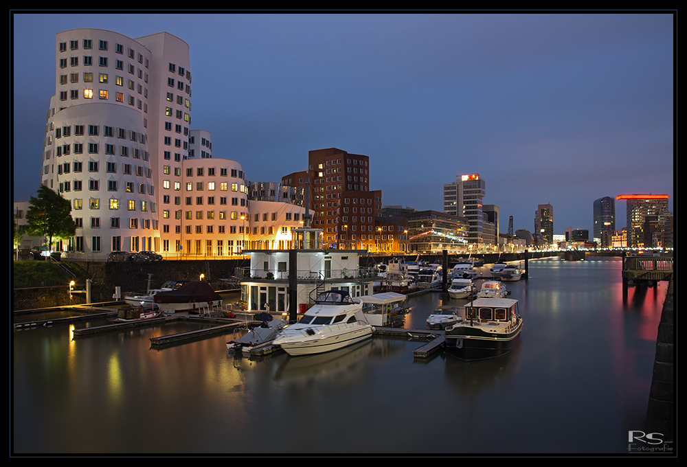 Medienhafen am Abend...