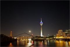 Medienhafen am späten Abend