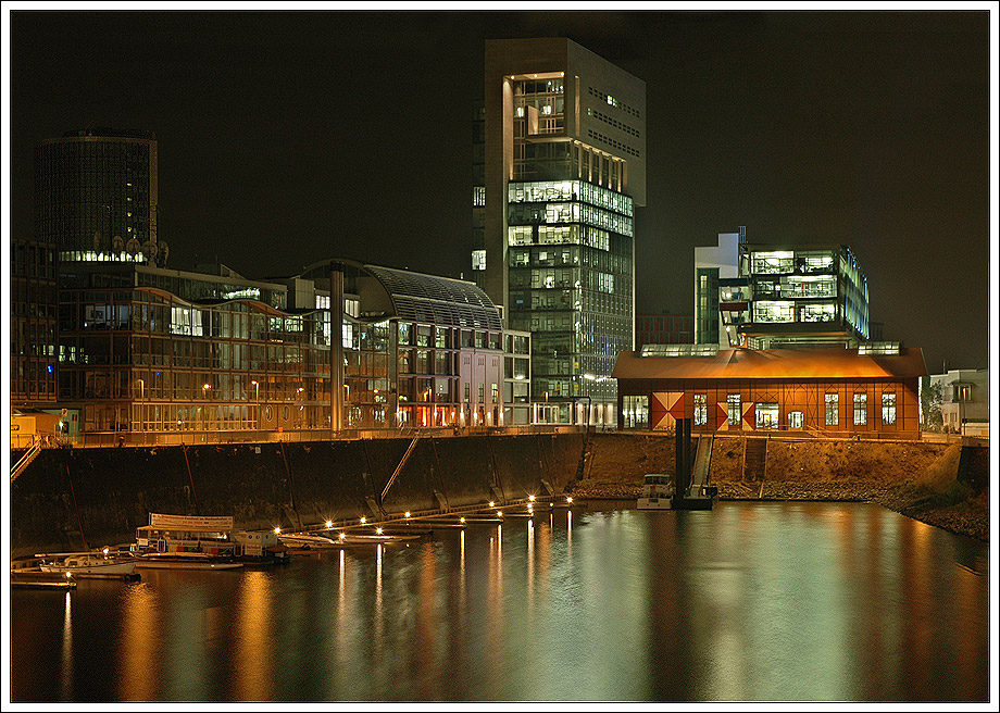 Medienhafen bei Nacht 3