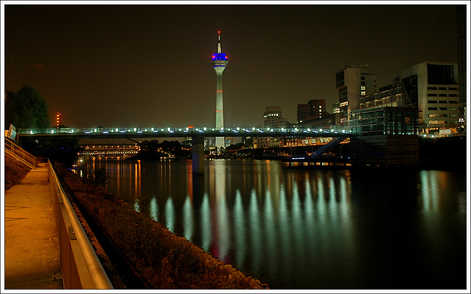 Medienhafen bei Nacht 5