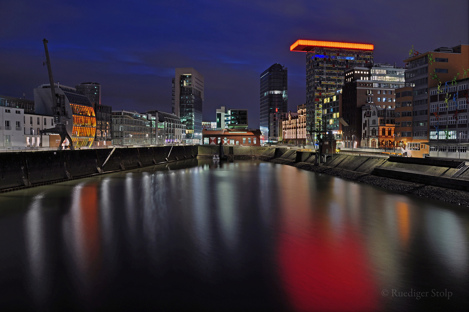 Medienhafen bei Nacht 