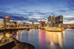 Medienhafen bei Nacht