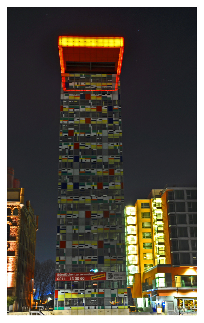 Medienhafen bei Nacht