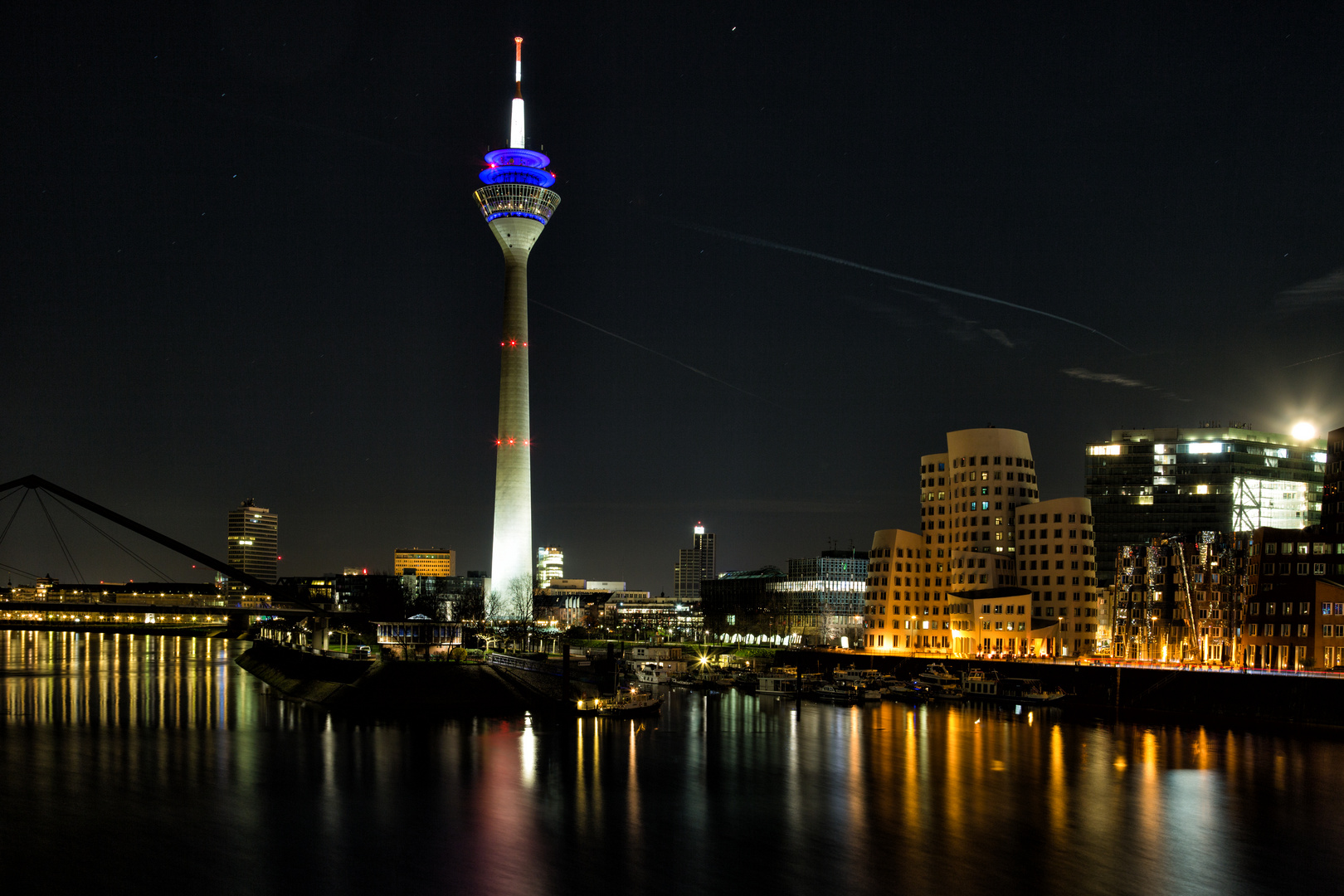 Medienhafen bei Nacht