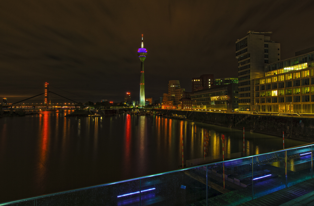 Medienhafen bei Nacht