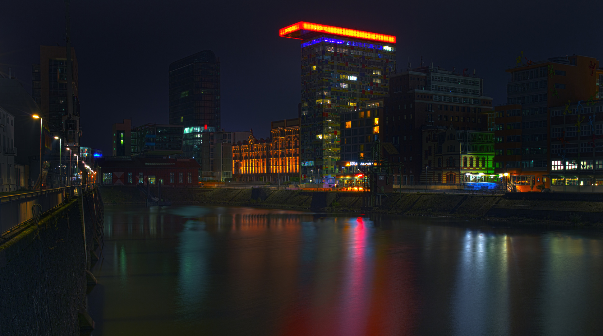 Medienhafen bei Nacht