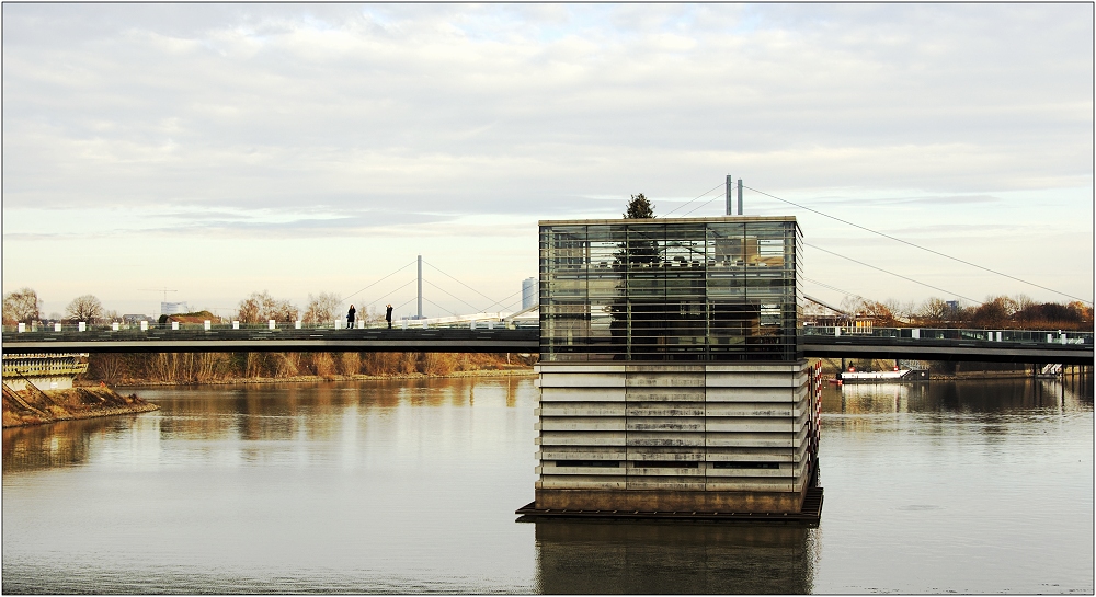 ... Medienhafen Düsseldorf ...