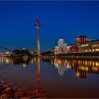 Medienhafen Düsseldorf (2) mit Rheinturm