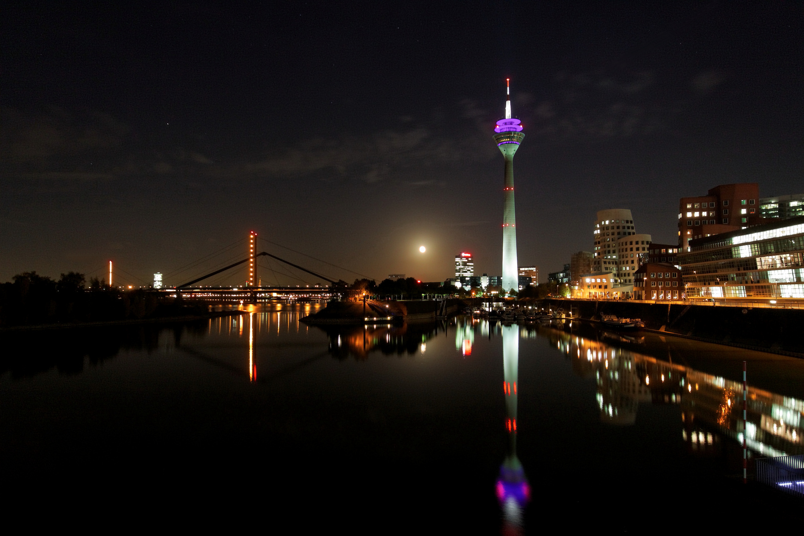 " Medienhafen Düsseldorf"