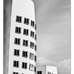Medienhafen Düsseldorf - Architekturfotografie - Schwarz Weiss
