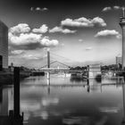 Medienhafen Düsseldorf bei Dämmerung