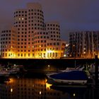 Medienhafen Düsseldorf bei Nacht