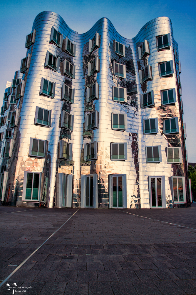 Medienhafen Düsseldorf Blaue Stunde