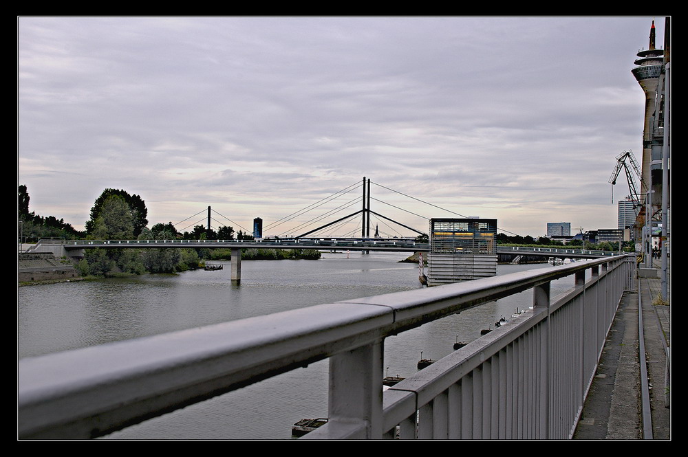 Medienhafen Düsseldorf die 1000.