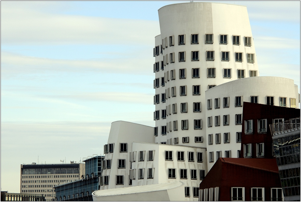 ... Medienhafen Düsseldorf ...