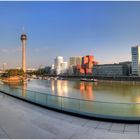 Medienhafen Düsseldorf mit Champagner Lounge