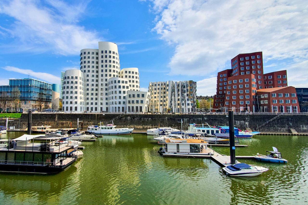 Medienhafen Gehry-Bauten Düsseldorf