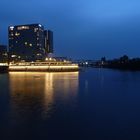 Medienhafen @ night: Hotel