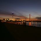 Medienhafen & Rheinufer im Sonnenuntergang