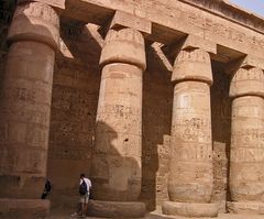 Medinet Habu – 1. Hof