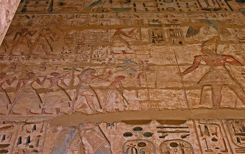 Medinet Habu – Aussenden der Vögel